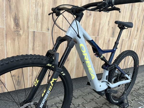 Używany rower elektryczny MTB Orbea Rise H30 EP6