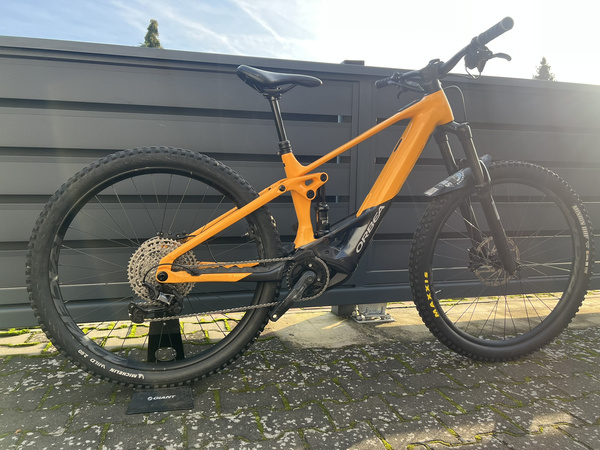 Używany rower elektryczny MTB Orbea Wild H20 750Wh (2023) żółty