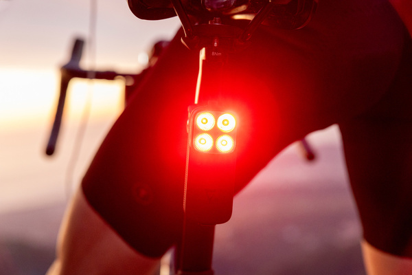 Lampka tylna z radarem Giant Recon+ TL300