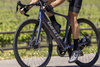 Rower szosowy elektryczny Giant Defy Advanced E+ Elite 0 (2025) | karbonowy | Blue Dragonfly