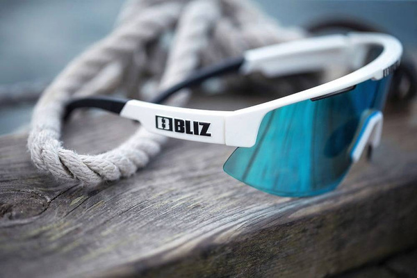 Okulary Bliz Active Matrix White (dymione niebieskie soczewki kat. 3)