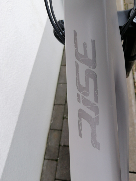 Używany rower elektryczny MTB Orbea Rise H30 EP8