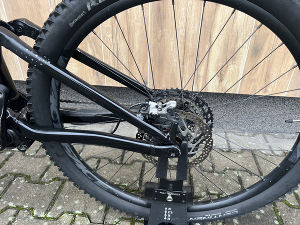 Używany rower elektryczny MTB Orbea Rise H30 EP8