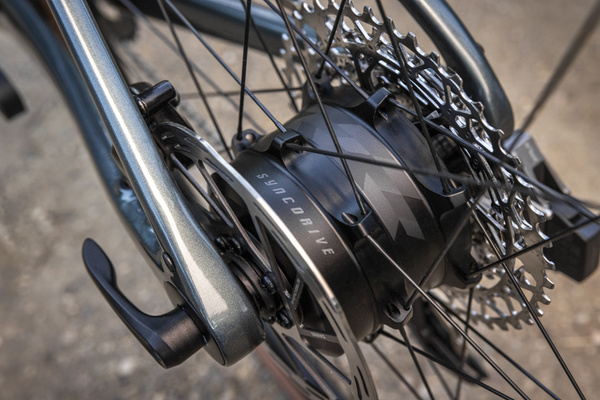 Rower szosowy elektryczny Giant Defy Advanced E+ Elite AR (2025) | karbonowy | Kelp Forest