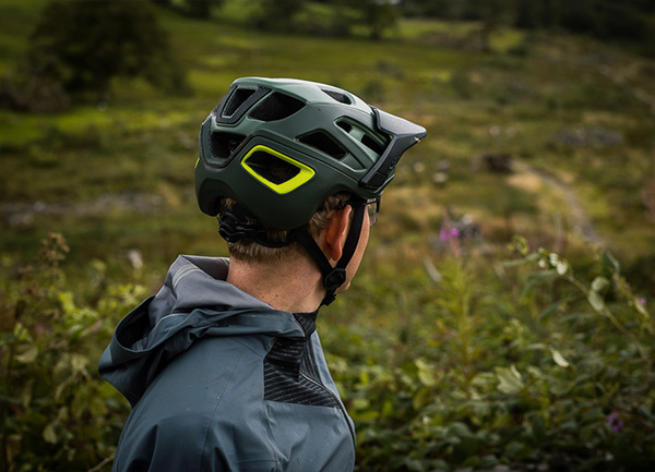 Kask MTB Lazer Jackal Matte Dark Green Flash Yellow