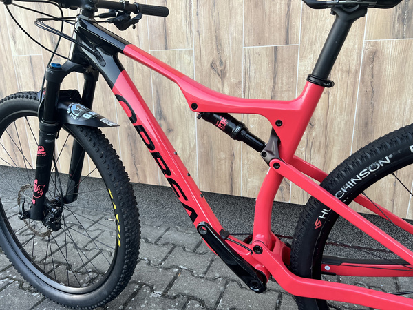 Używany karbonowy rower MTB Orbea Oiz M30 Coral Black