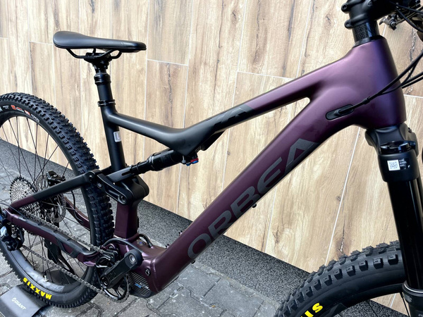 Rower elektryczny Orbea E-MTB Rise H30 EP8 540Wh fioletowo-czarny 2022