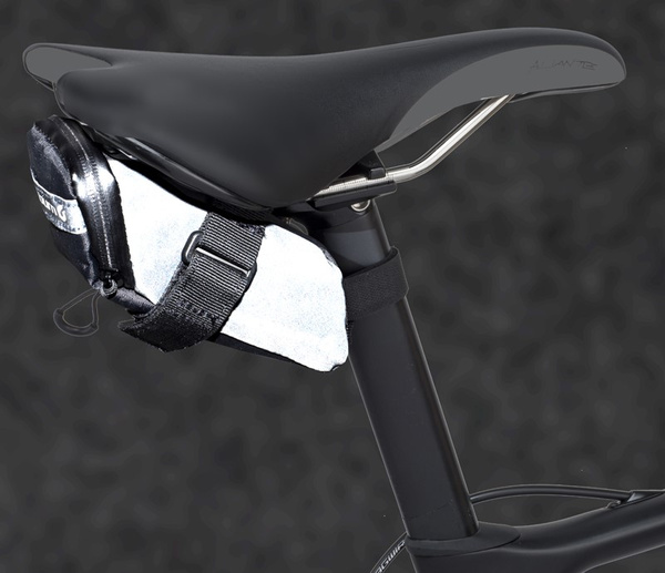 Torba pod siodełko BLACKBURN GRID REFLECTIVE  (czarna)
