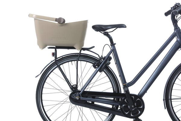 Kosz tylny na bagażnik BASIL BUDDY DOG BICYCLE BASKET REAR MIK, MIK system (ready to go), Adapter Plate 2.0 (blokada), plastik, poduszka, biscotti brown (NEW)