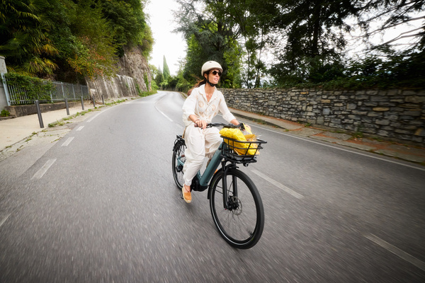 Rower miejski elektryczny damski Giant Liv Allure E+ 0 (2026) Storm Cloud 