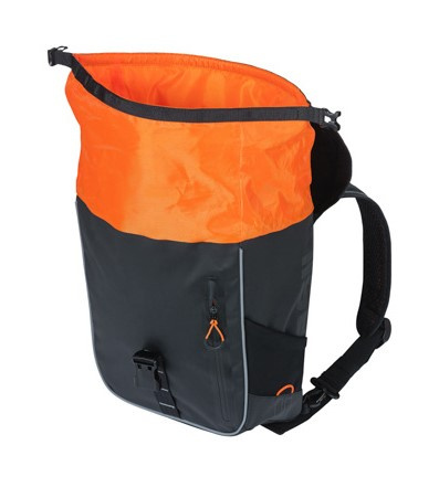 Sakwa pojedyncza BASIL MILES TARPAULIN DAYPACK 17L, Hook On System, 100% wodoodporna black orange (NEW)