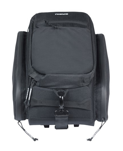 Torba na bagażnik Basil Move MIK + adapter (czarna 10-26 litrów)