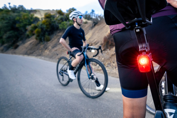 Lampka tylna z radarem Giant Recon+ TL300