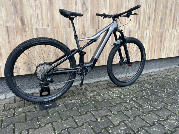 Używany rower elektryczny MTB Orbea Rise H30 EP8