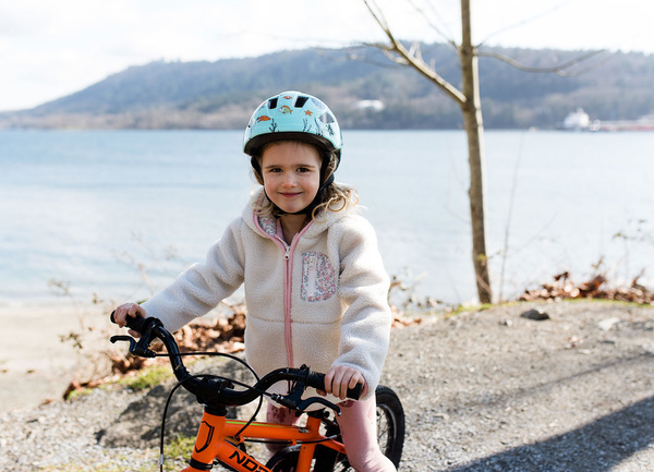 Kask dziecięcy Lazer PNUT KinetiCore Sealife