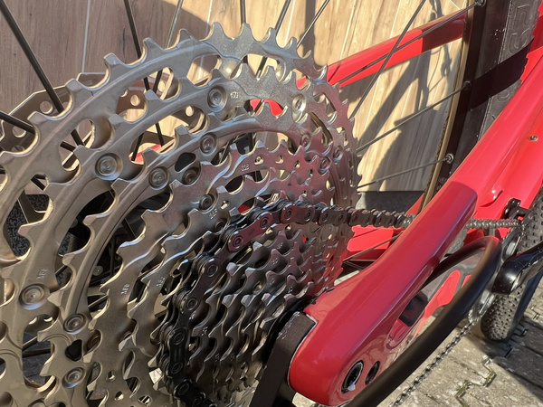 Używany karbonowy rower MTB Orbea Oiz M30 Coral Black