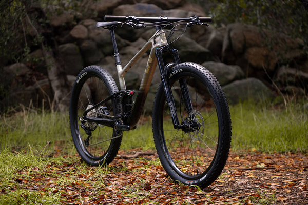 Rower MTB damski Giant Liv Pique Advanced 29 2 (2024) | karbonowy | Golden Haze