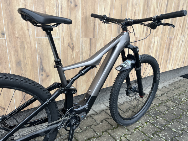 Używany rower elektryczny MTB Orbea Rise H30 EP8