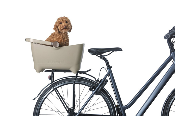 Kosz tylny na bagażnik BASIL BUDDY DOG BICYCLE BASKET REAR MIK, MIK system (ready to go), Adapter Plate 2.0 (blokada), plastik, poduszka, biscotti brown (NEW)