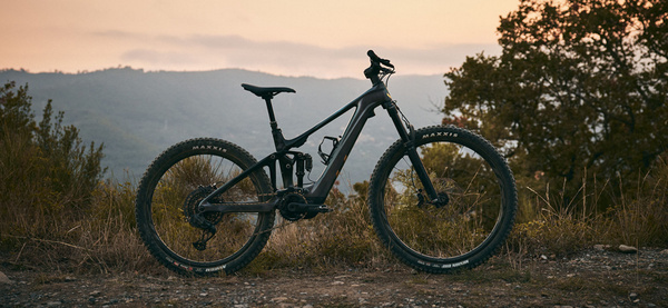 Rower MTB elektryczny damski Giant Liv Intrigue X Advanced E+ Elite 1 (2023) Airglow 