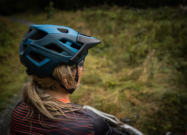 Kask MTB Lazer Jackal Matte Blue