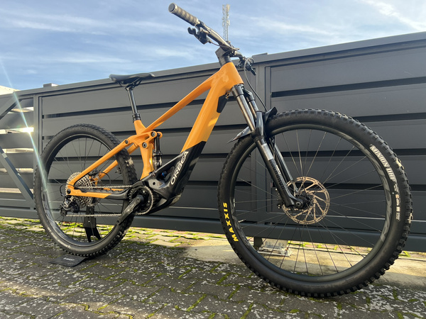 Używany rower elektryczny MTB Orbea Wild H20 750Wh (2023) żółty