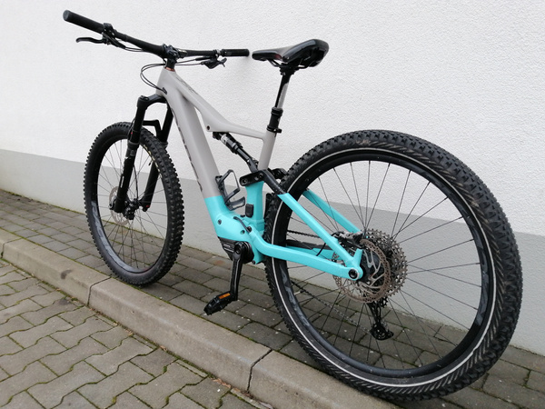 Używany rower elektryczny MTB Orbea Rise H30 EP8