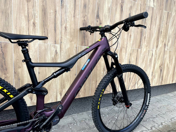 Rower elektryczny Orbea E-MTB Rise H30 EP8 540Wh fioletowo-czarny 2022