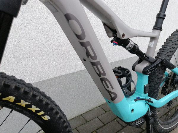 Używany rower elektryczny MTB Orbea Rise H30 EP8