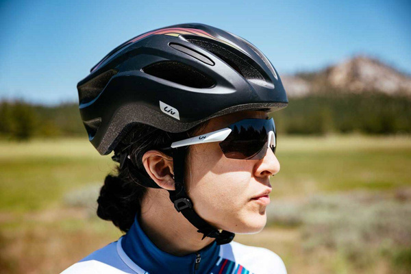 Kask szosowy damski Giant Liv Rev Comp MIPS Black Gradient Red
